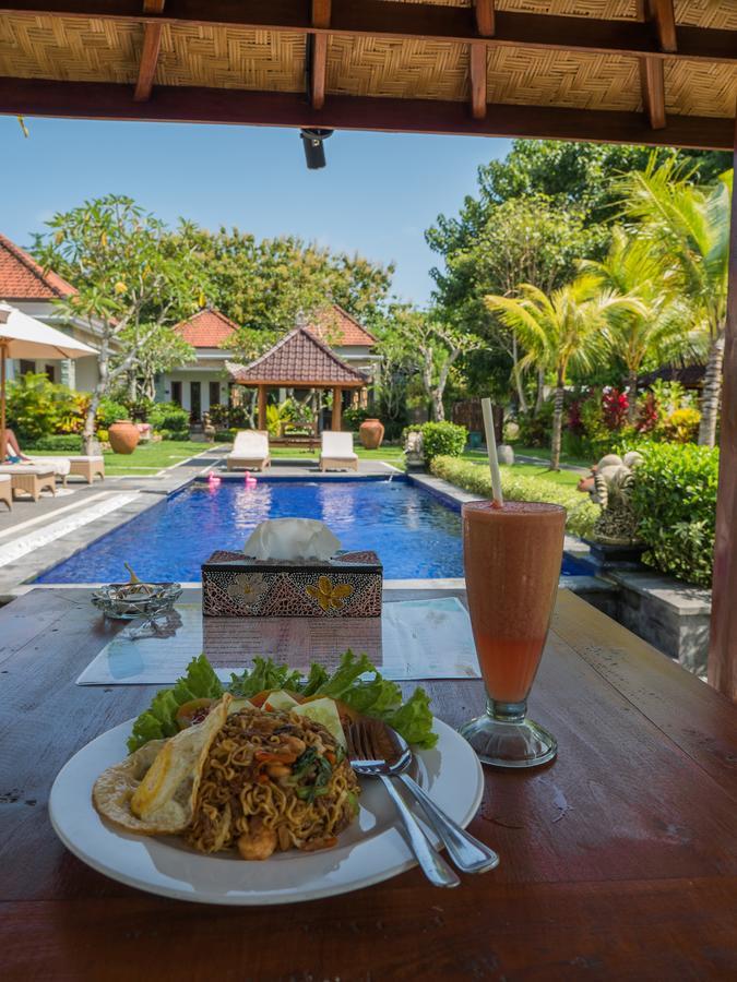 Wira & * Uluwatu